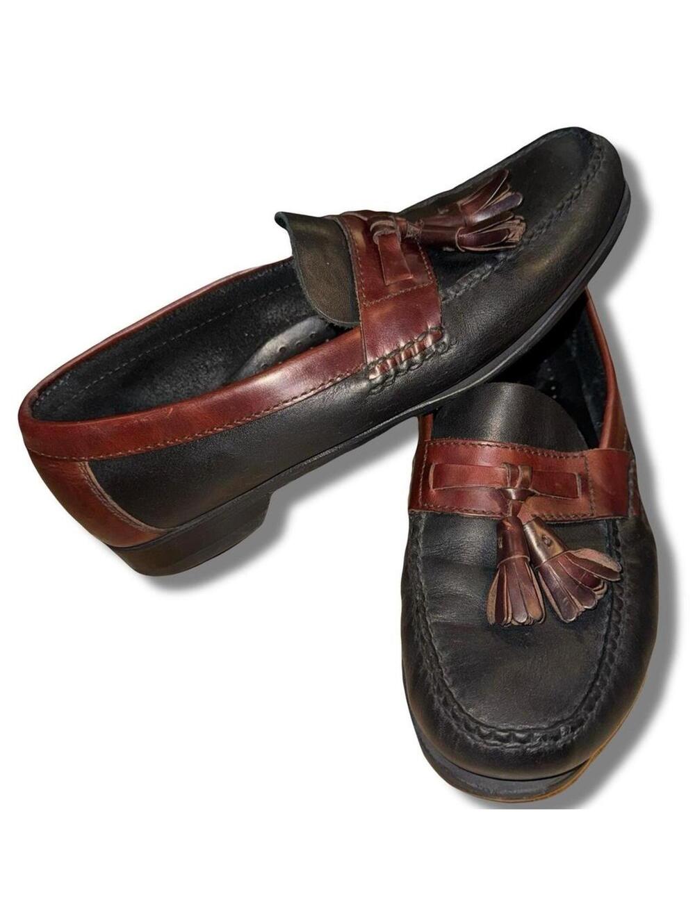 Vintage 90s / y2k two tone tassel loafers from Johnston and Murphy